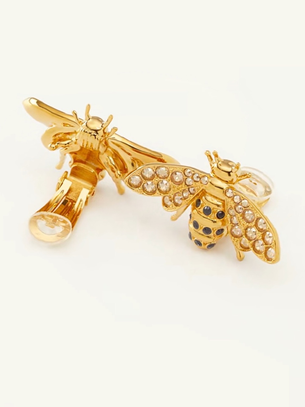 OSCAR DE LA RENTA • Golden Honey
Bee Stud Earrings - Picture 13 of 15